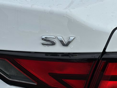 Certified 2024 Nissan Sentra SV image 26