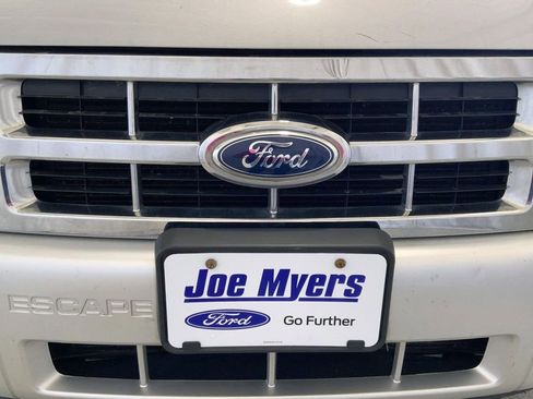 Used 2011 Ford Escape XLT image 27