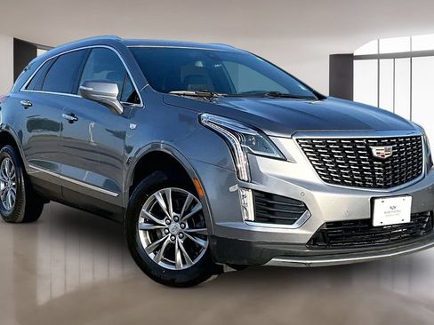 Used 2022 Cadillac XT5 Premium Luxury FWD image 11