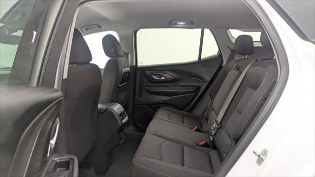 Used 2024 GMC Terrain SLE FWD image 17