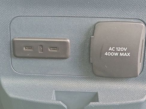 Used 2025 Ford Maverick XLT w/ XLT Luxury Package image 26