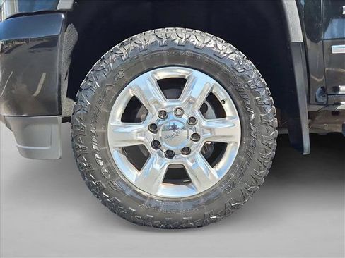 Used 2018 GMC Sierra 2500 Denali w/ Snow Plow Prep Package AWD/4WD image 22