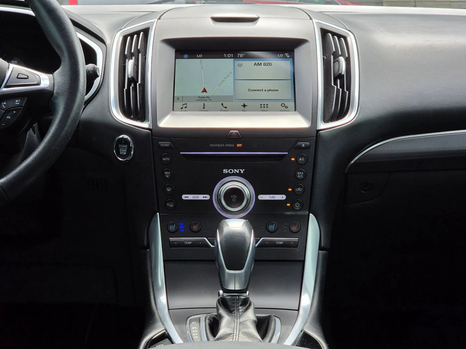 Used 2018 Ford Edge Titanium w/ Equipment Group 301A FWD image 12