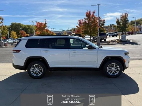 New 2025 Jeep Grand Cherokee L Laredo w/ Trailer Tow Package image 7