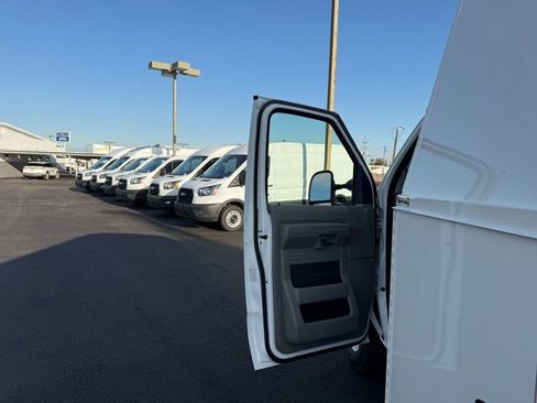 New 2026 Ford E-350 and Econoline 350 Super Duty w/ Power Equipment Group image 23