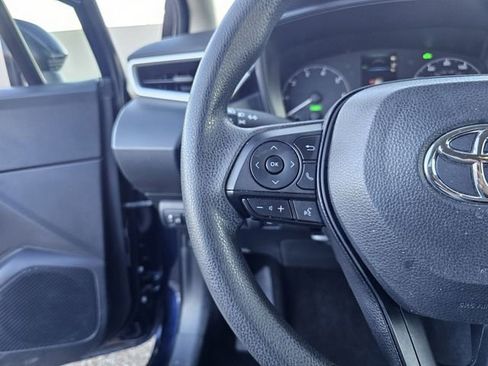 Used 2023 Toyota Corolla LE image 23