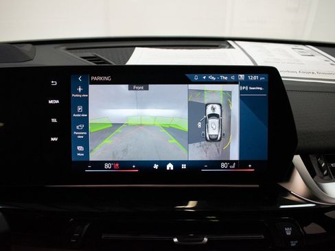 Certified 2025 BMW X2 xDrive28i w/ Premium Package image 16