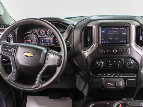 Used 2024 Chevrolet Silverado 1500 Custom AWD/4WD image 16