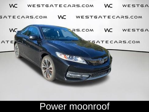 Used 2017 Honda Accord EX image 2
