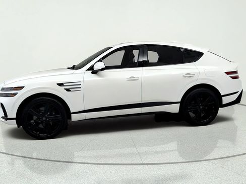 Used 2026 Genesis GV80 3.5T Prestige AWD/4WD image 2