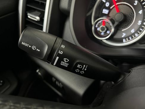 Used 2019 RAM 1500 Big Horn AWD/4WD image 65