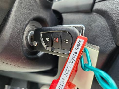 Certified 2025 Toyota RAV4 LE image 32