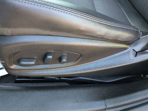 Used 2018 Chevrolet Impala LT FWD image 25