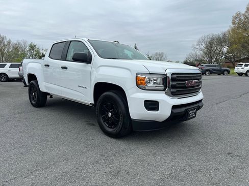 Used 2020 GMC Canyon 2WD Crew Cab w/ Convenience Package image 9