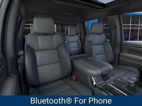 New 2026 Chevrolet Silverado 1500 ZR2 image 18