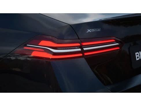 New 2026 BMW 530i xDrive AWD/4WD image 8