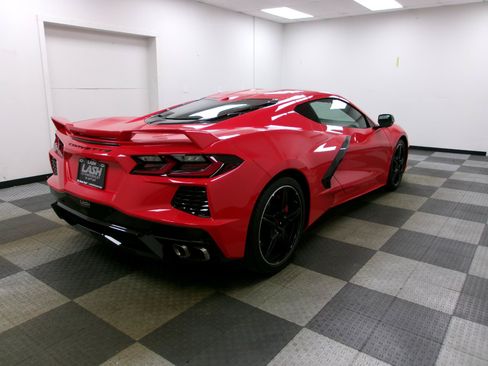 Used 2020 Chevrolet Corvette Stingray Premium Cpe w/ 3LT Preferred Equipment Group RWD image 15