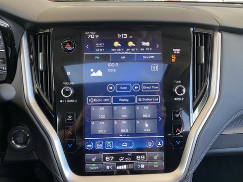 Used 2024 Subaru Outback Premium image 26