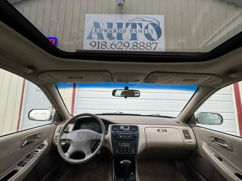 Used 1998 Honda Accord EX image 17