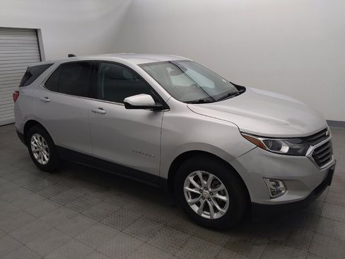 Used 2020 Chevrolet Equinox LT FWD image 11