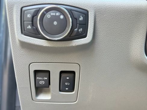 Used 2017 Ford F150 XLT w/ Equipment Group 301A Mid AWD/4WD image 40