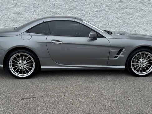 Used 2013 Mercedes-Benz SL 550 image 7