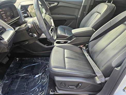 Used 2023 Audi Q4 e-tron Premium Plus w/ Premium Plus image 14