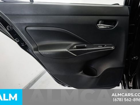 Used 2025 Nissan Versa SV FWD image 45