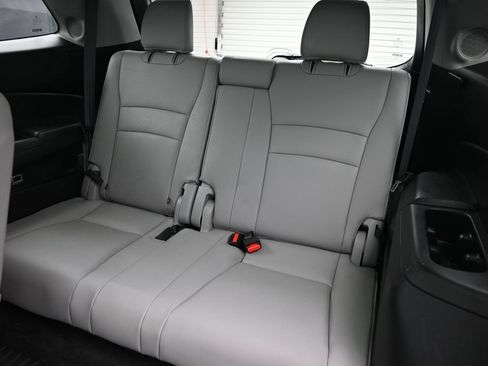 Used 2019 Honda Pilot Elite image 14