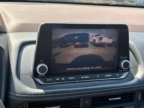 Certified 2023 Nissan Rogue S AWD/4WD image 29