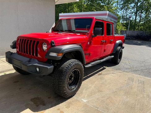 Used 2020 Jeep Gladiator Sport w/ Quick Order Package 24S AWD/4WD image 13