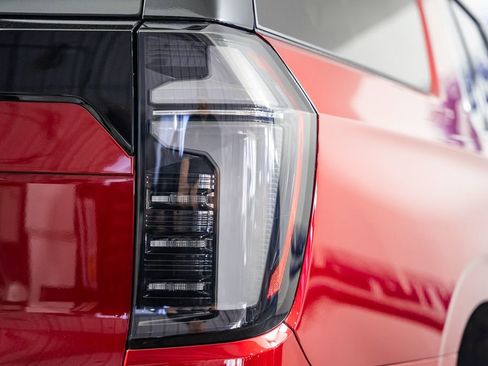 New 2025 Chevrolet Suburban Premier w/ Sun And Tow Package image 7