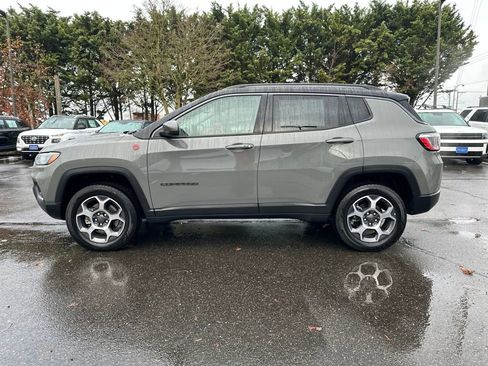 Used 2022 Jeep Compass Trailhawk w/ Sun and Sound Group image 3