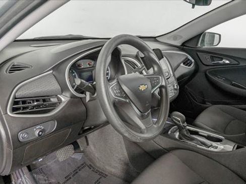 Used 2023 Chevrolet Malibu LT FWD image 24