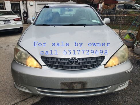 Used 2003 Toyota Camry LE image 1