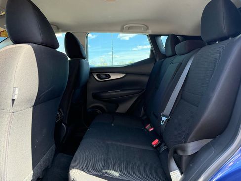 Used 2019 Nissan Rogue Sport S w/ Appearance Package image 17