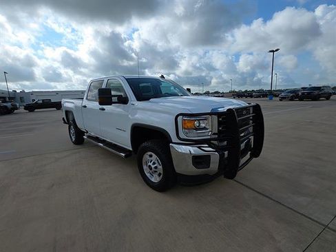 Used 2019 GMC Sierra 2500 4x4 Crew Cab image 3