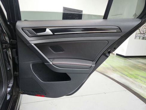 Used 2015 Volkswagen GTI Autobahn FWD image 28