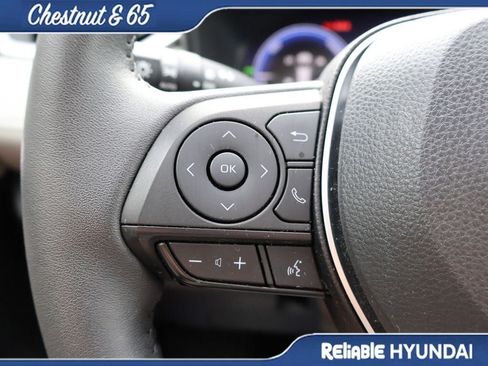Used 2023 Toyota RAV4 Limited AWD/4WD image 27