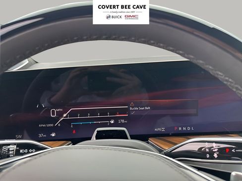 Used 2026 Cadillac Escalade Platinum Sport w/ LPO, Floor Liner Package image 39