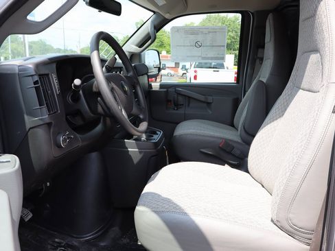 New 2025 Chevrolet Express 2500 w/ Driver Convenience Package image 4