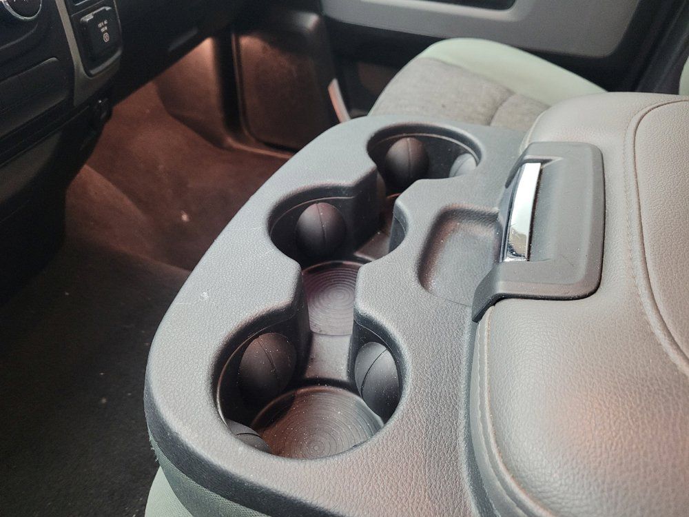 Used 2015 RAM 1500 Big Horn RWD image 26