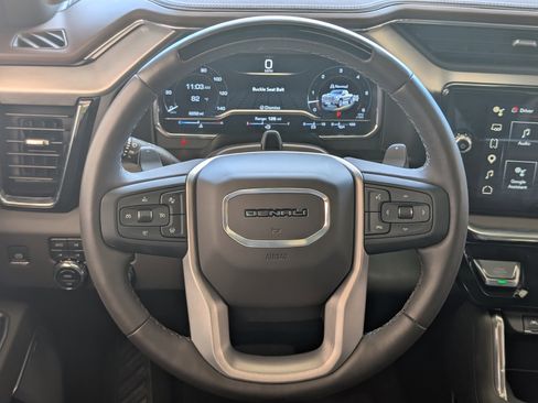 Used 2025 GMC Sierra 1500 Denali AWD/4WD image 24