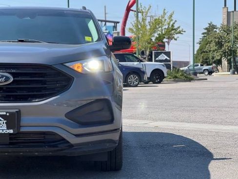 Used 2022 Ford Edge SE w/ Black Appearance Package AWD/4WD image 11