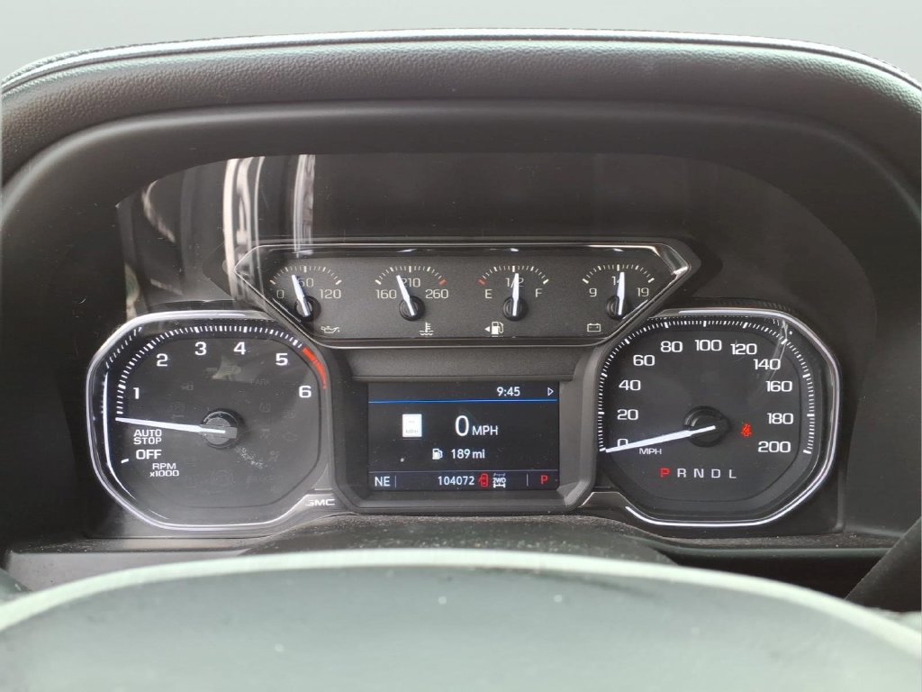 Used 2021 GMC Sierra 1500 AT4 w/ AT4 Premium Package AWD/4WD image 17