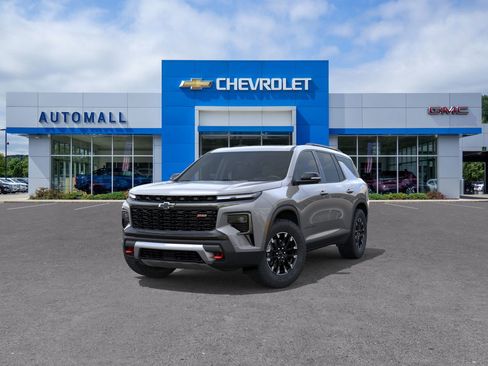 New 2026 Chevrolet Traverse Z71 w/ Enhanced Driving Package image 8