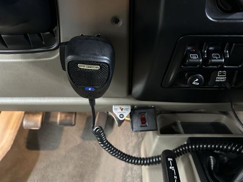 Used 2005 Jeep Wrangler Rubicon AWD/4WD image 35