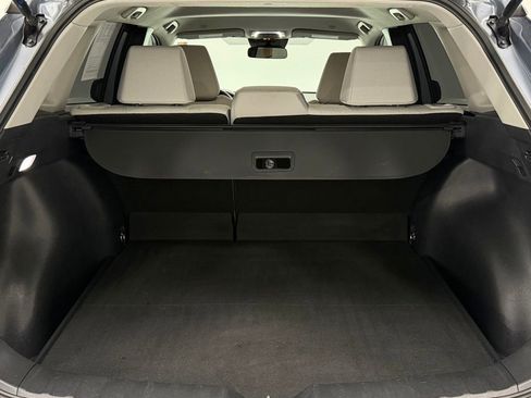 Used 2023 Toyota Corolla Cross L image 24