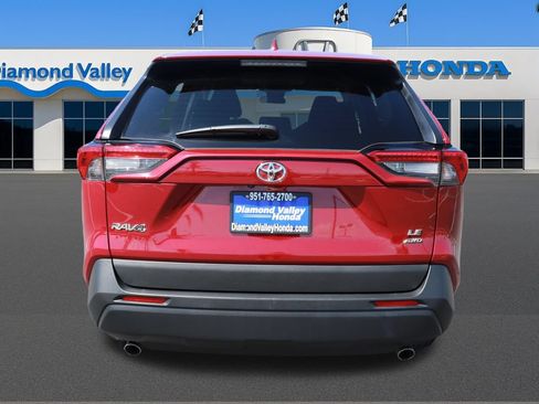 Used 2025 Toyota RAV4 LE AWD/4WD image 5