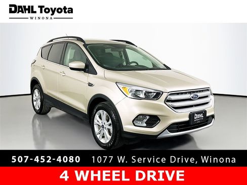 Used 2018 Ford Escape SE image 1